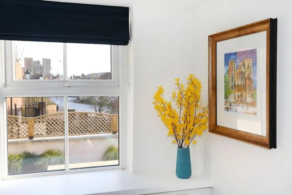 Central Ripon Apartment - View Of The Cathedral!