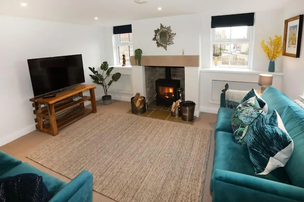 Central Ripon Apartment - View Of The Cathedral!